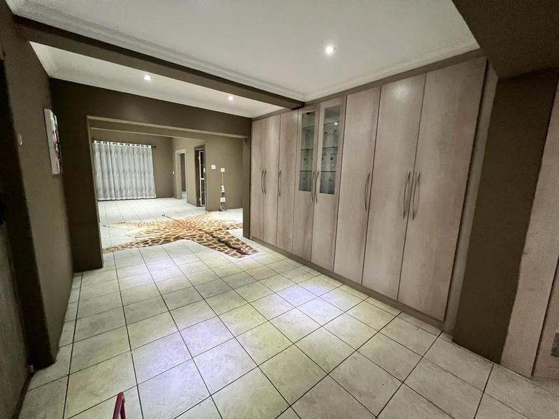 To Let 4 Bedroom Property for Rent in Dalview Gauteng