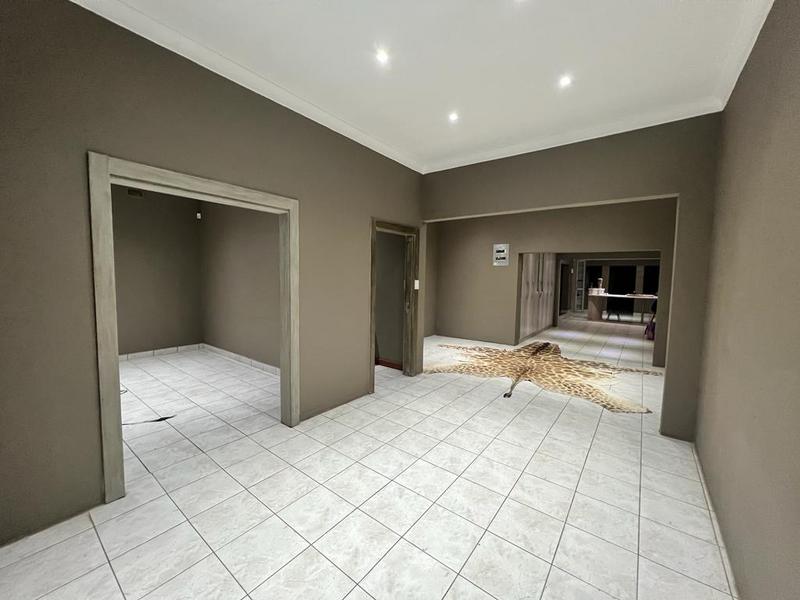 To Let 4 Bedroom Property for Rent in Dalview Gauteng