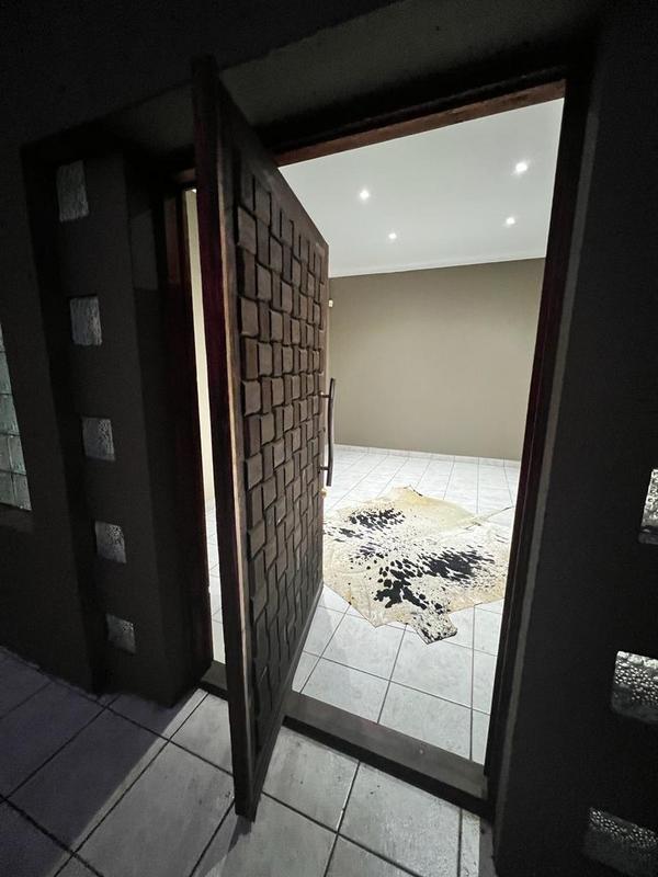 To Let 4 Bedroom Property for Rent in Dalview Gauteng