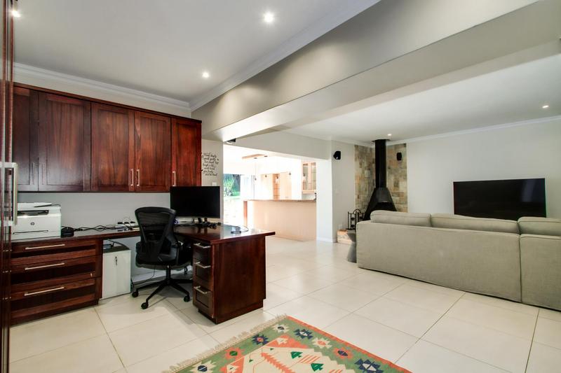 To Let 5 Bedroom Property for Rent in Fourways Gardens Gauteng