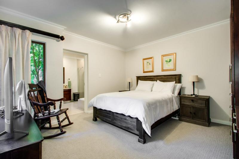 To Let 5 Bedroom Property for Rent in Fourways Gardens Gauteng