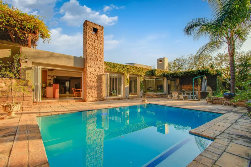 To Let 5 Bedroom Property for Rent in Fourways Gardens Gauteng