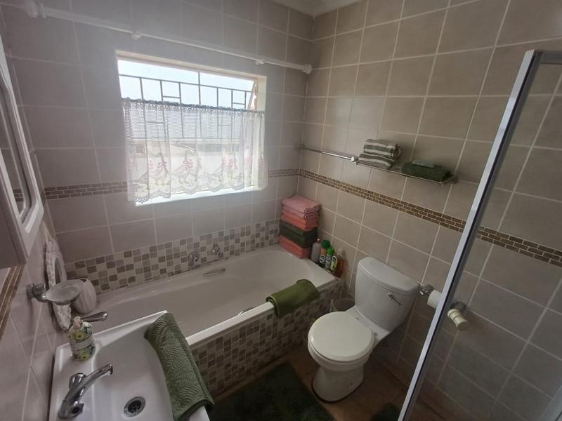 2 Bedroom Property for Sale in Rangeview Gauteng