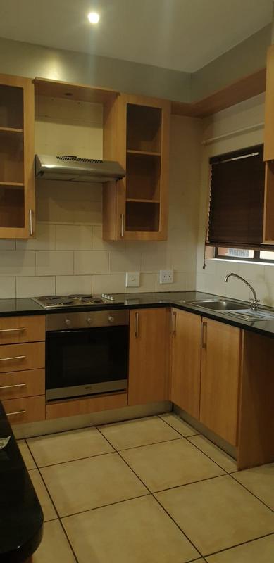 To Let 2 Bedroom Property for Rent in Wilro Park Gauteng