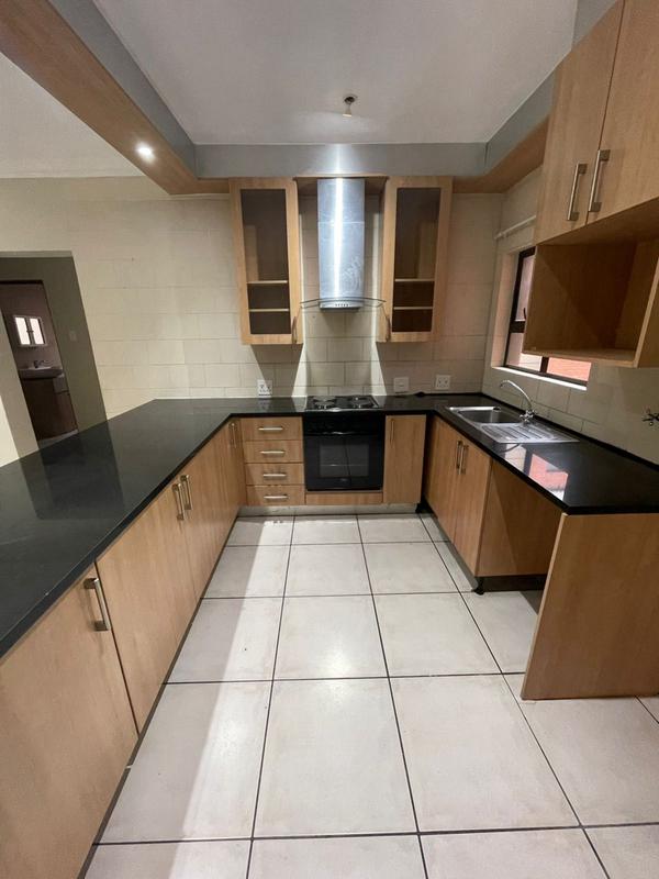 To Let 2 Bedroom Property for Rent in Wilro Park Gauteng