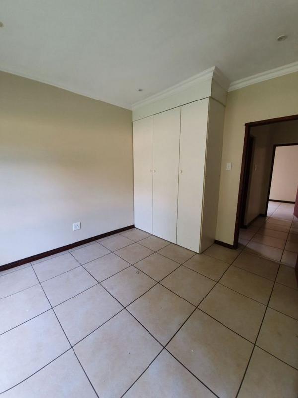To Let 2 Bedroom Property for Rent in Wilro Park Gauteng
