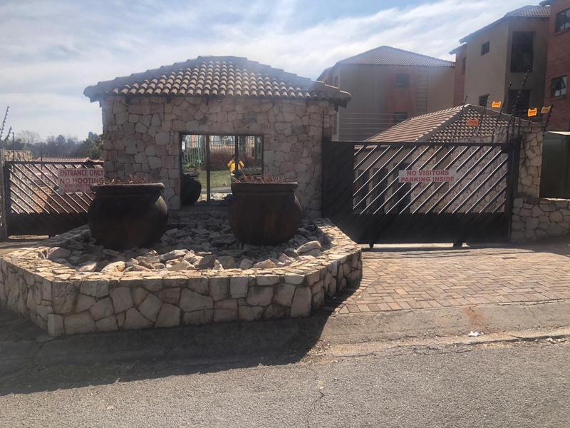 To Let 2 Bedroom Property for Rent in Wilro Park Gauteng