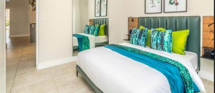 To Let 3 Bedroom Property for Rent in Waterfall Gauteng