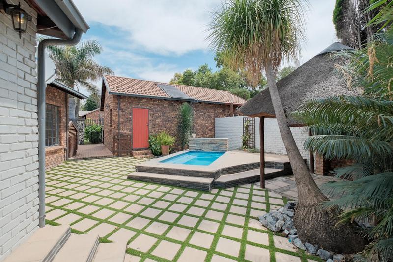 3 Bedroom Property for Sale in Garsfontein Gauteng