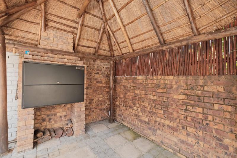 3 Bedroom Property for Sale in Garsfontein Gauteng