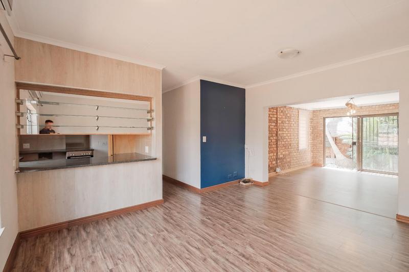 3 Bedroom Property for Sale in Garsfontein Gauteng