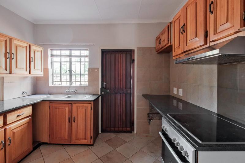 3 Bedroom Property for Sale in Garsfontein Gauteng