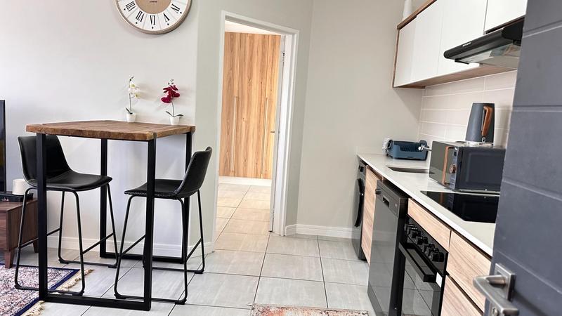 1 Bedroom Property for Sale in Waterfall View Gauteng