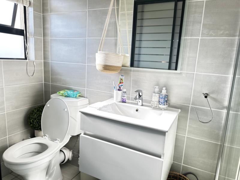 1 Bedroom Property for Sale in Waterfall View Gauteng