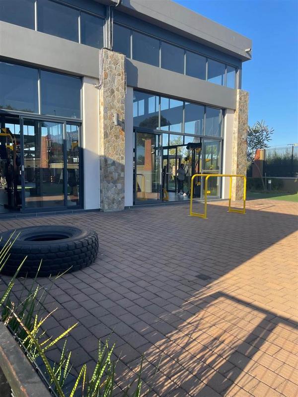 To Let 3 Bedroom Property for Rent in Waterfall Gauteng