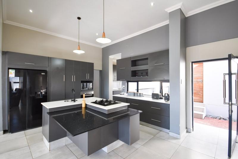 4 Bedroom Property for Sale in Golden Fields Estate Gauteng