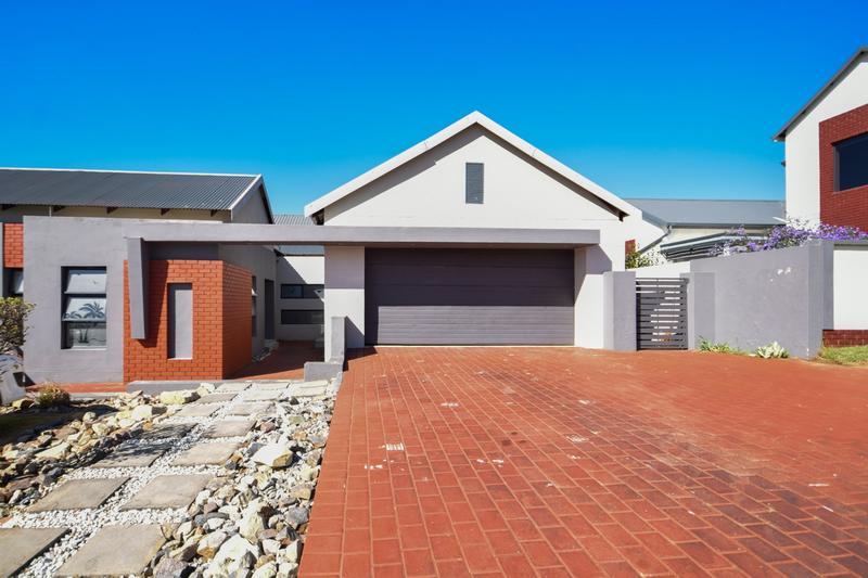 4 Bedroom Property for Sale in Golden Fields Estate Gauteng