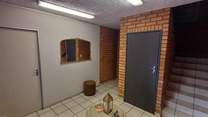 To Let commercial Property for Rent in Hennopspark Gauteng