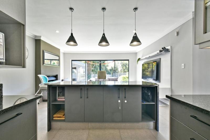 4 Bedroom Property for Sale in Randpark Ridge Gauteng