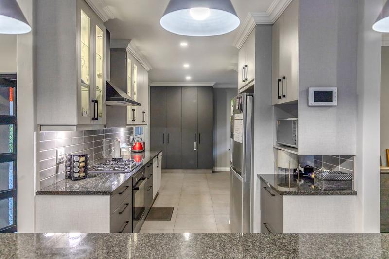 4 Bedroom Property for Sale in Randpark Ridge Gauteng