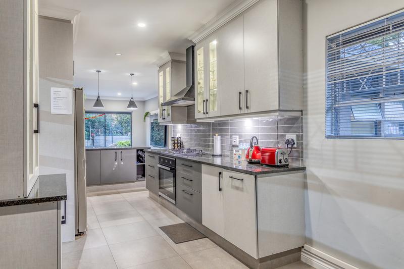 4 Bedroom Property for Sale in Randpark Ridge Gauteng