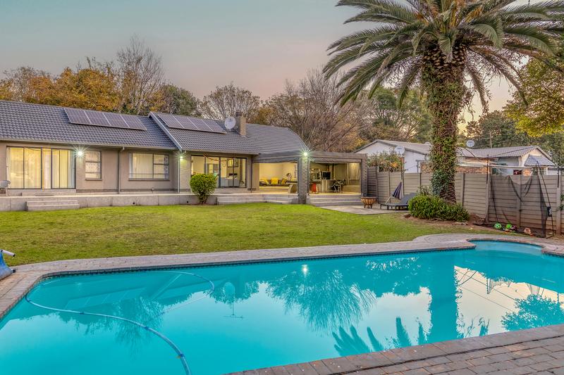 4 Bedroom Property for Sale in Randpark Ridge Gauteng