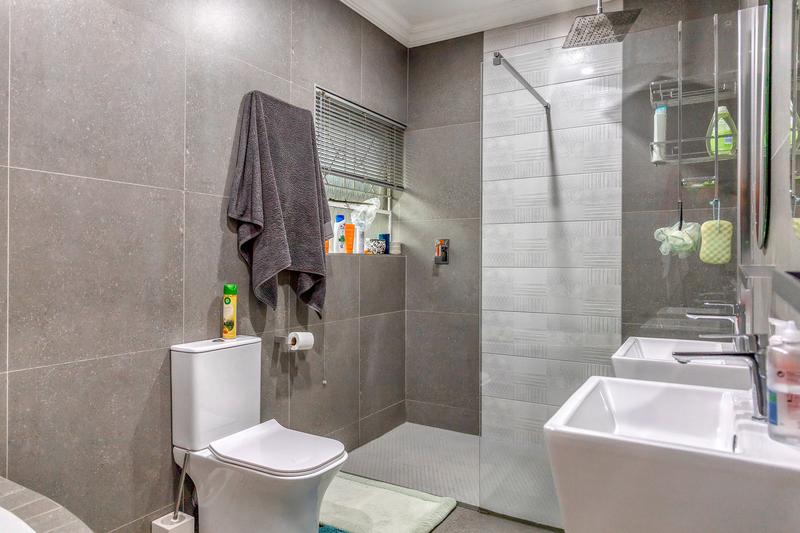 4 Bedroom Property for Sale in Randpark Ridge Gauteng
