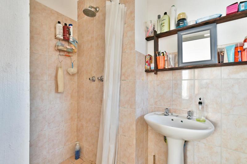 3 Bedroom Property for Sale in Radiokop Gauteng