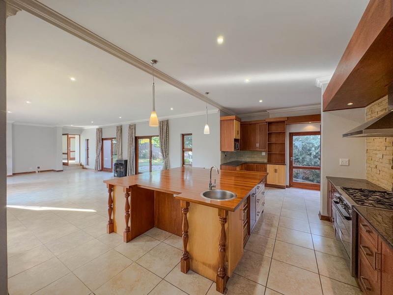 To Let 4 Bedroom Property for Rent in Midstream Estate Gauteng
