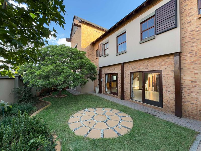 To Let 4 Bedroom Property for Rent in Midstream Estate Gauteng