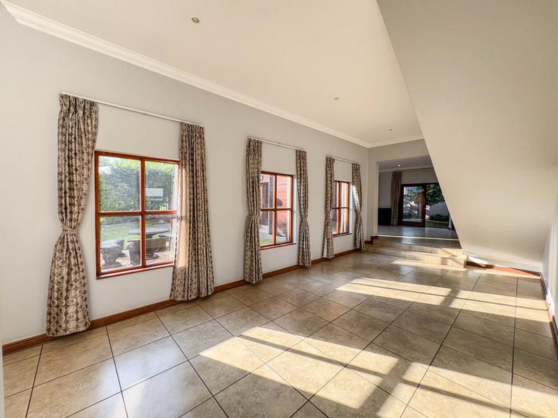 To Let 4 Bedroom Property for Rent in Midstream Estate Gauteng