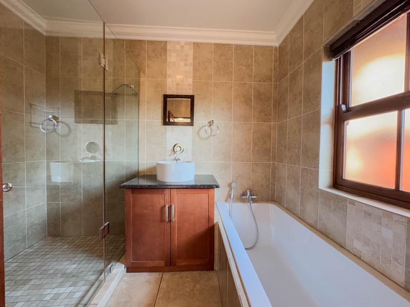 To Let 4 Bedroom Property for Rent in Midstream Estate Gauteng