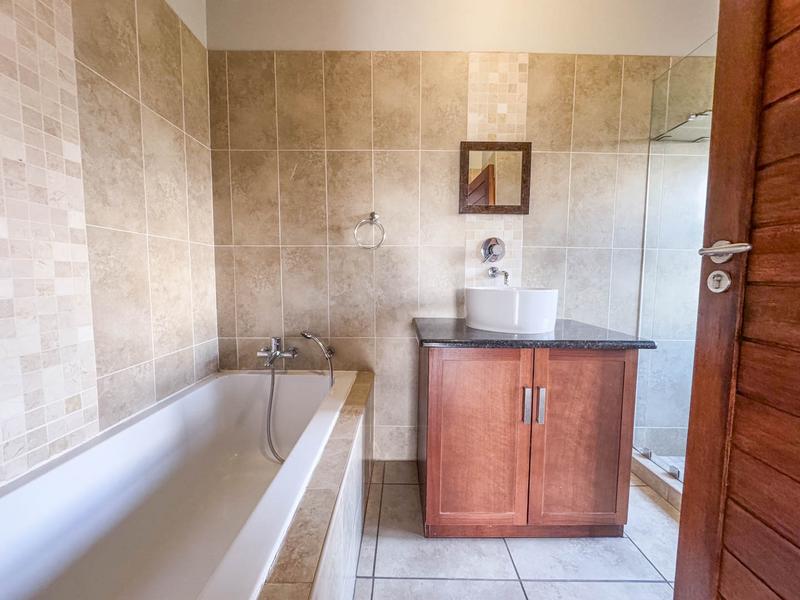 To Let 4 Bedroom Property for Rent in Midstream Estate Gauteng