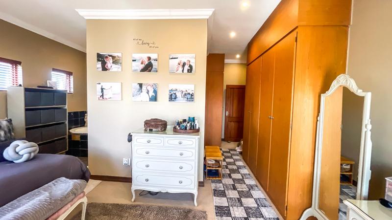 3 Bedroom Property for Sale in Midstream Estate Gauteng