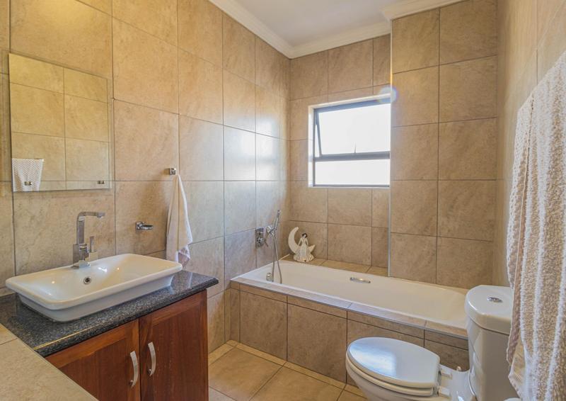 3 Bedroom Property for Sale in Midlands Estate Gauteng
