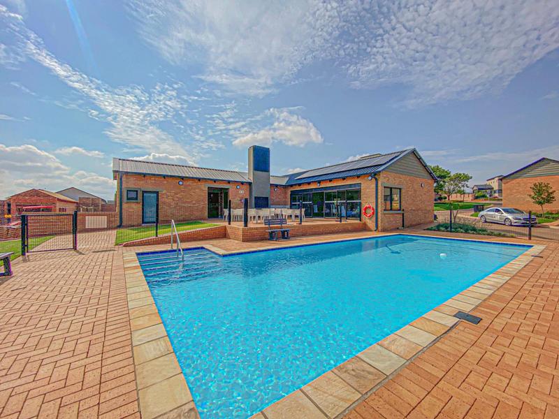 2 Bedroom Property for Sale in Retire at Midstream Gauteng