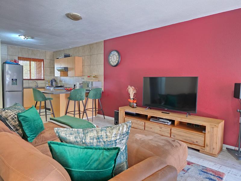2 Bedroom Property for Sale in Wilro Park Gauteng