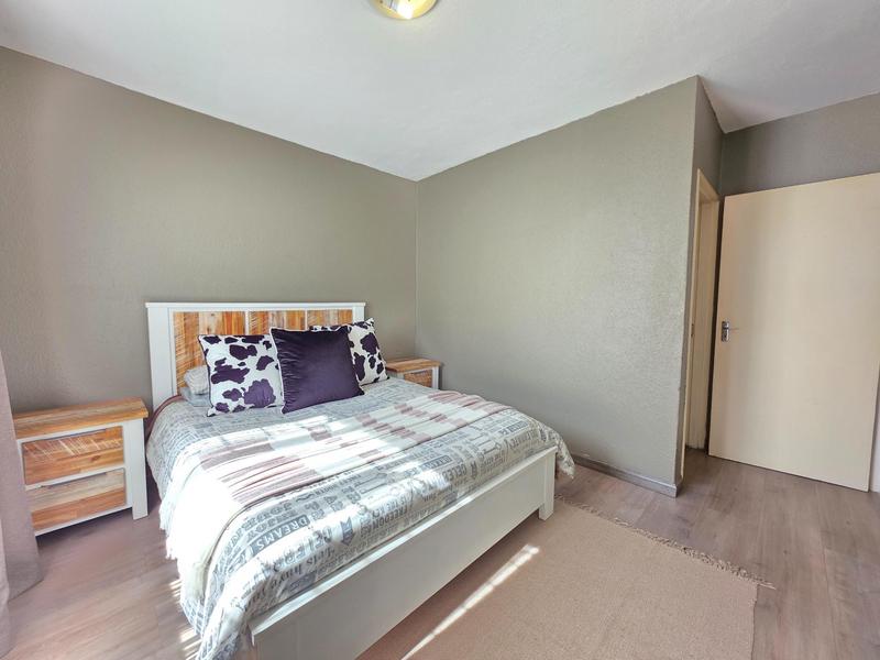2 Bedroom Property for Sale in Wilro Park Gauteng
