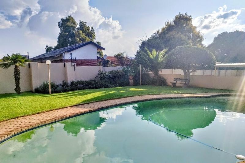 3 Bedroom Property for Sale in Bedfordview Gauteng