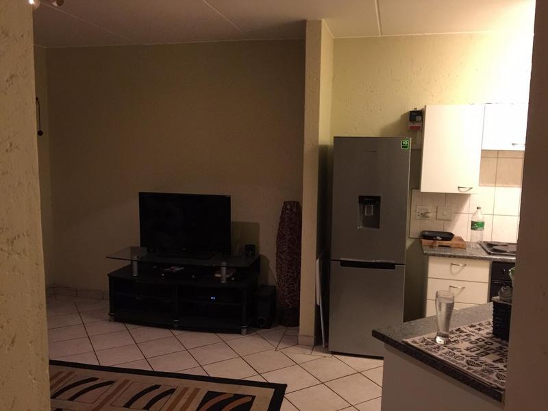 To Let 2 Bedroom Property for Rent in Wilgeheuwel Gauteng