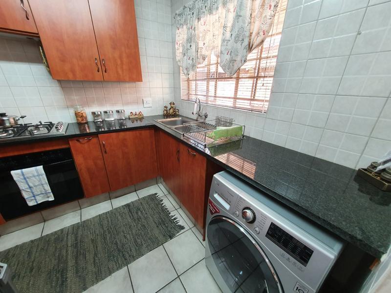 3 Bedroom Property for Sale in Annlin Gauteng