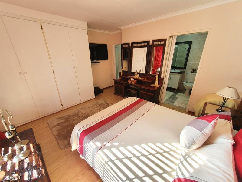 3 Bedroom Property for Sale in Annlin Gauteng