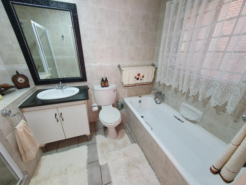 3 Bedroom Property for Sale in Annlin Gauteng