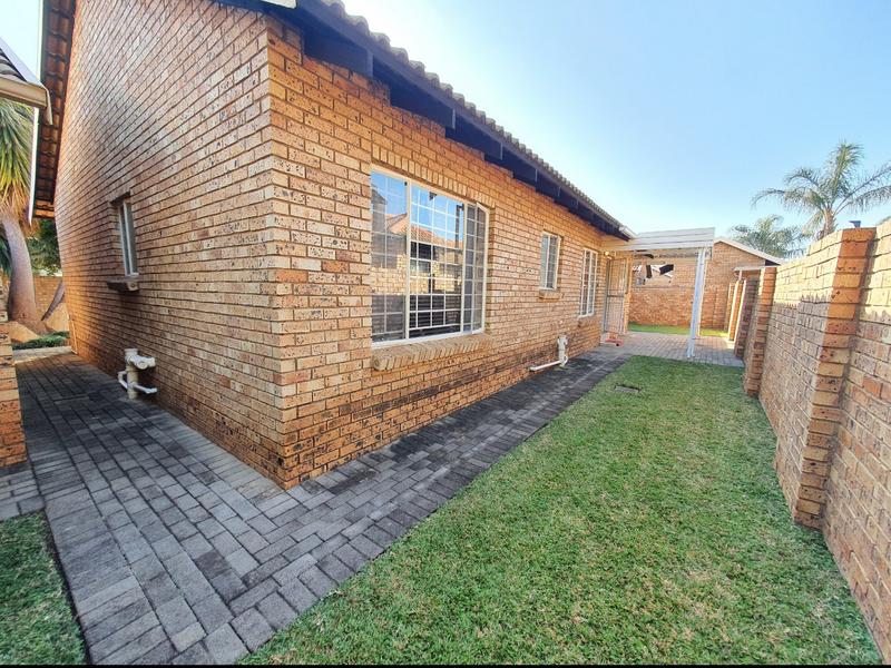 3 Bedroom Property for Sale in Annlin Gauteng