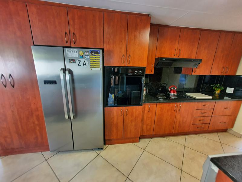 4 Bedroom Property for Sale in Doornpoort Gauteng