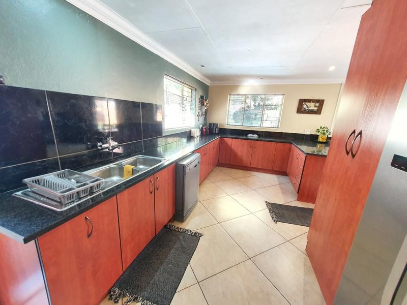 4 Bedroom Property for Sale in Doornpoort Gauteng