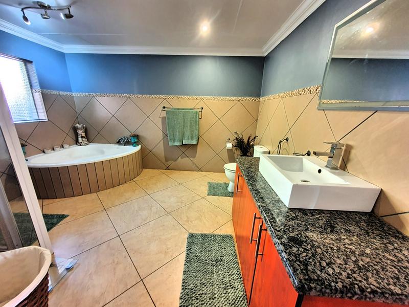 4 Bedroom Property for Sale in Doornpoort Gauteng