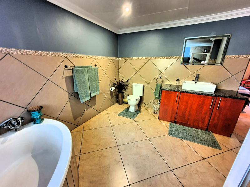 4 Bedroom Property for Sale in Doornpoort Gauteng