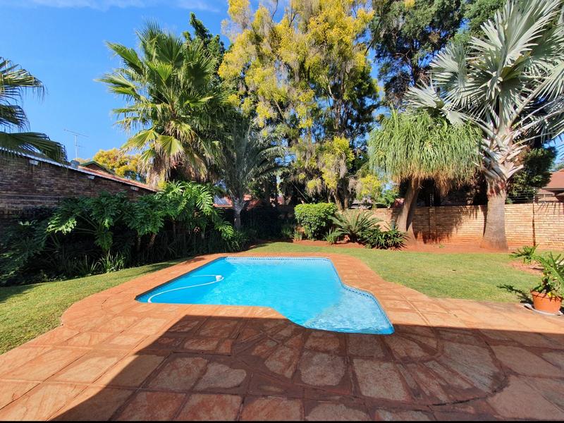 4 Bedroom Property for Sale in Doornpoort Gauteng
