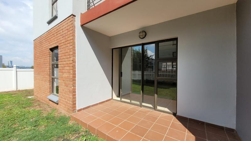 To Let 2 Bedroom Property for Rent in Barbeque Downs Gauteng